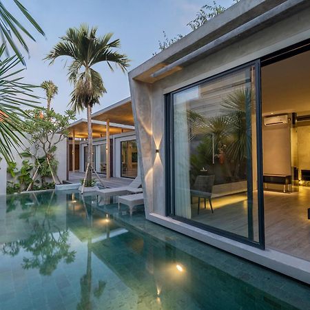 Inspira Seminyak Villa Luaran gambar