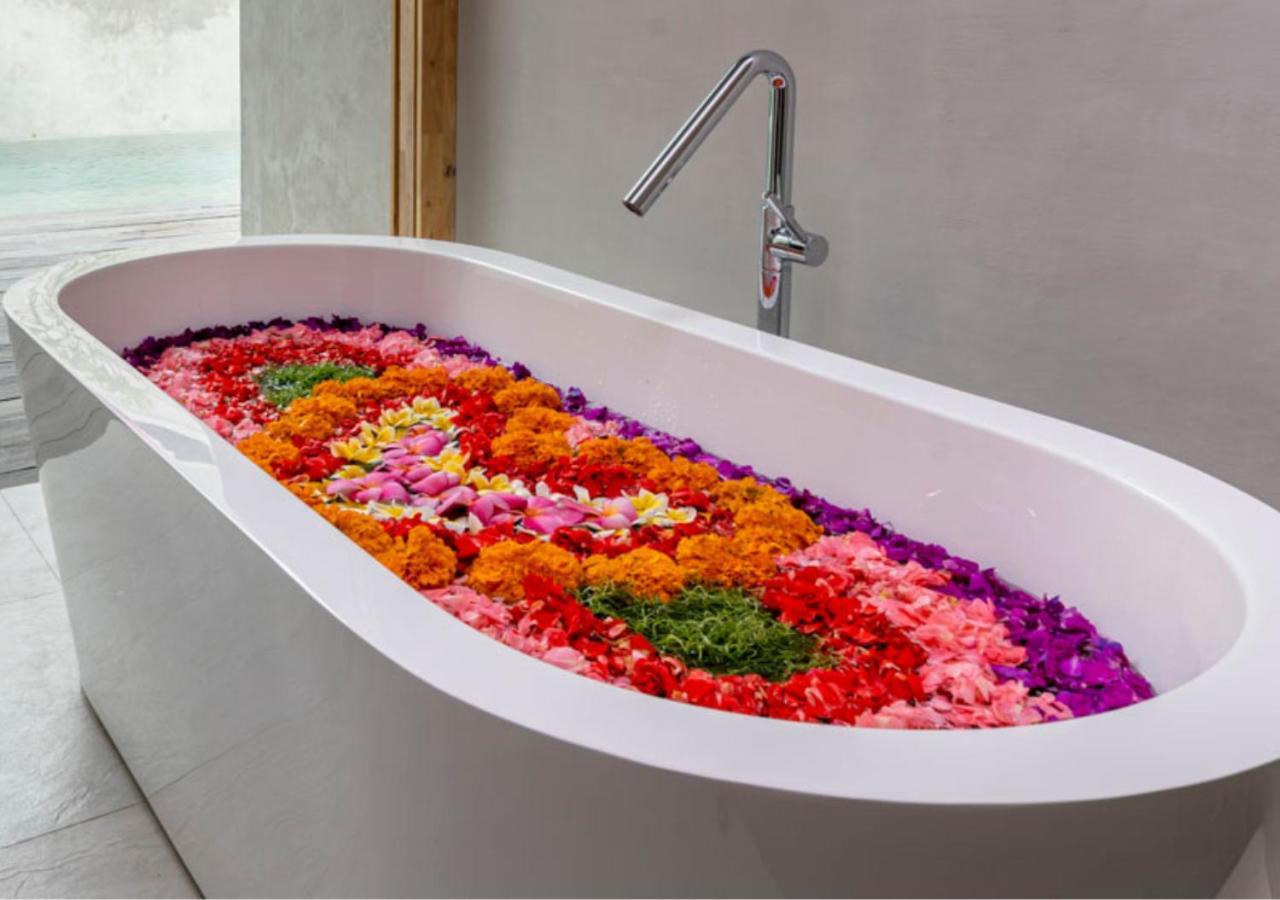 Inspira Seminyak Villa Luaran gambar