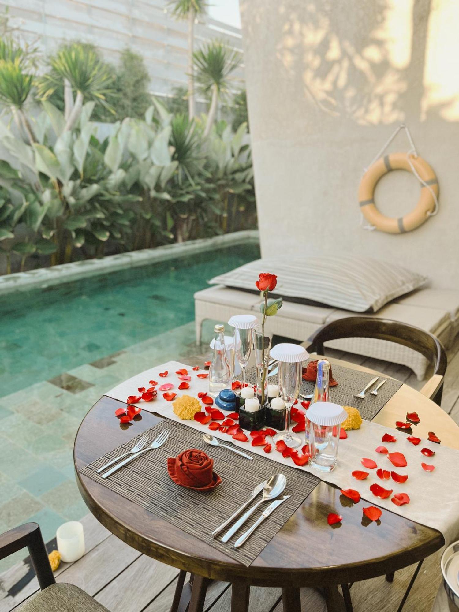 Inspira Seminyak Villa Luaran gambar