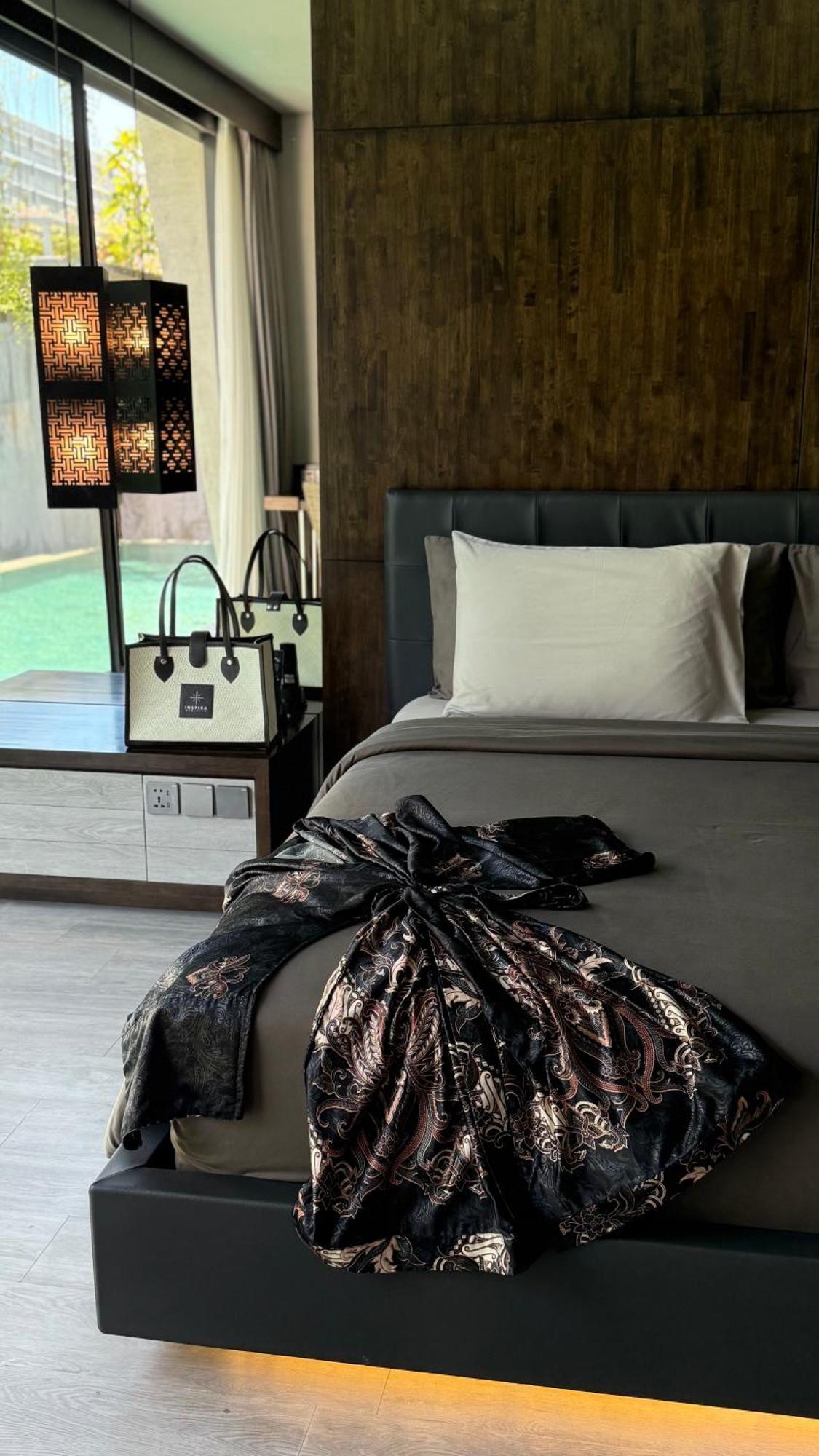 Inspira Seminyak Villa Luaran gambar